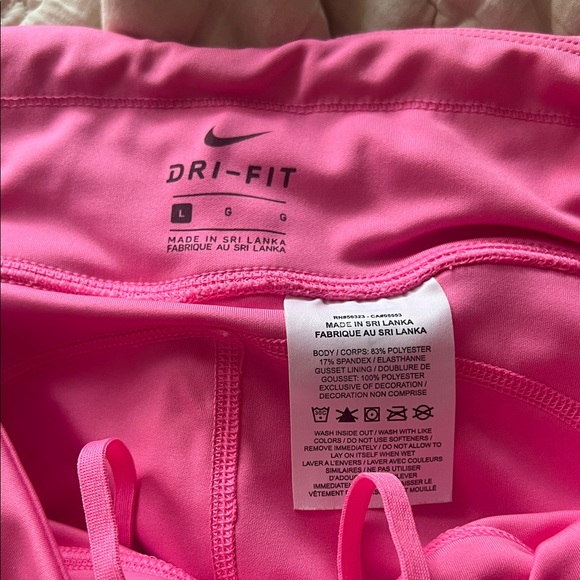 Nike Women's Bright Pink Bike Shorts - Picture 3 of 4